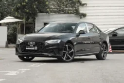 
										Audi A4L 40TFSI full									