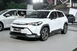 
										Toyota Frontlander full									