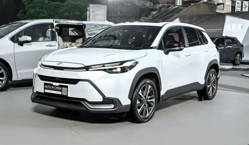 
								Toyota Frontlander full									