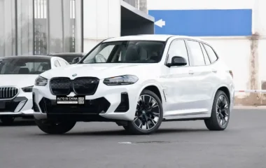 BMW iX3 Pioneer Edition