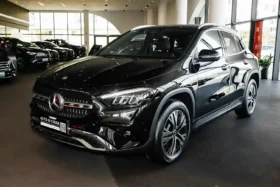 Mercedes-Benz GLA220