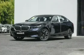 BMW i5 eDrive50L M Sport