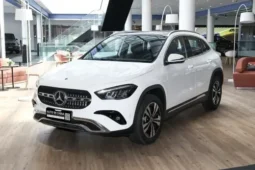 
										Mercedes-Benz GLA200 full									