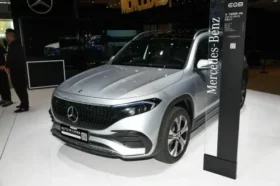 Mercedes-Benz EQB300