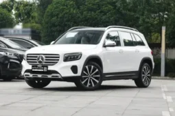
										Mercedes-Benz GLB220 full									