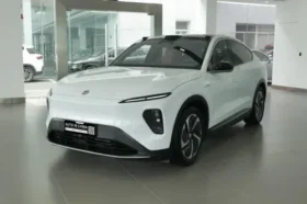 NIO ET7