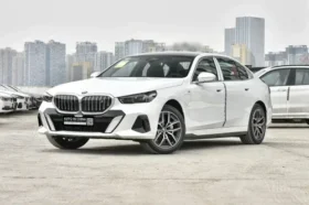 BMW i5 eDrive40L M Sport