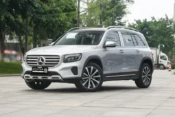 
										Mercedes-Benz GLB220 full									