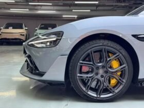 Xiaomi SU7 Ultra 2025