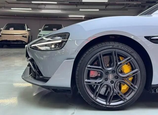 
								Xiaomi SU7 Ultra 2025 full									