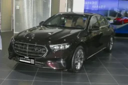 
										Mercedes-Benz E Class full									