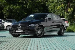 
										Mercedes-Benz C Class full									