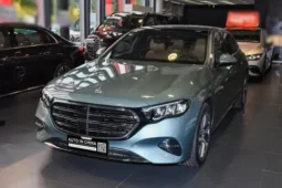 
										Mercedes-Benz E Class full									